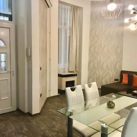 Dohany Deluxe * בודפשט