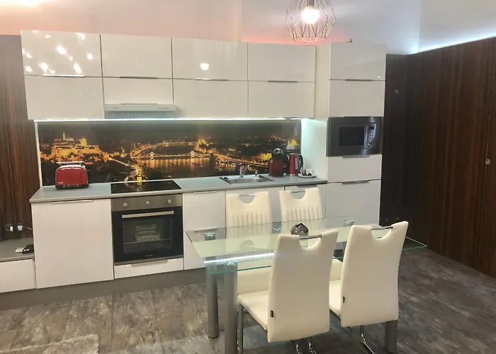 Dohany Deluxe Daire